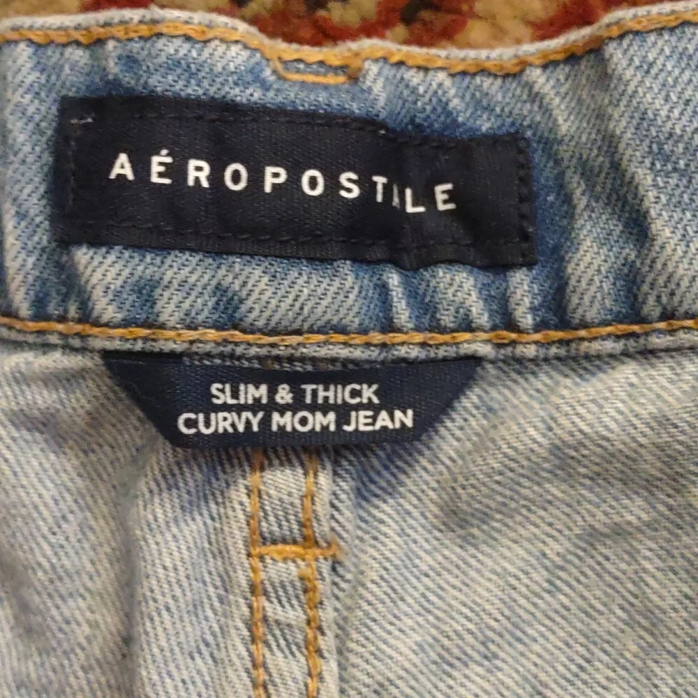 Light Blue Aeropostale Mom Jeans - Picture 2 of 10